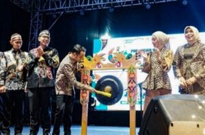 Wali Kota Fairid Naparin Buka Palangka Raya Fair 2025: Momentum Mendorong Pertumbuhan Ekonomi dan Cinta Produk Lokal